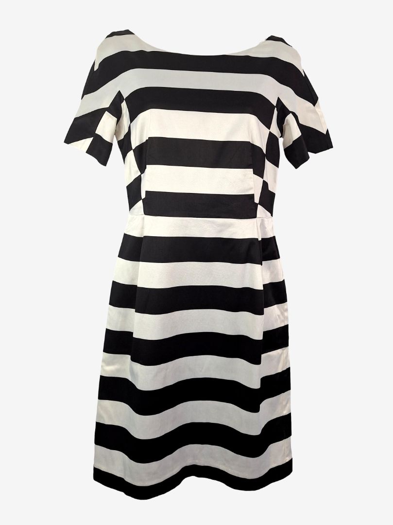 Second-Hand Veronika Maine Boat neck Midi Stripe Dress Size 8 – SwapUp