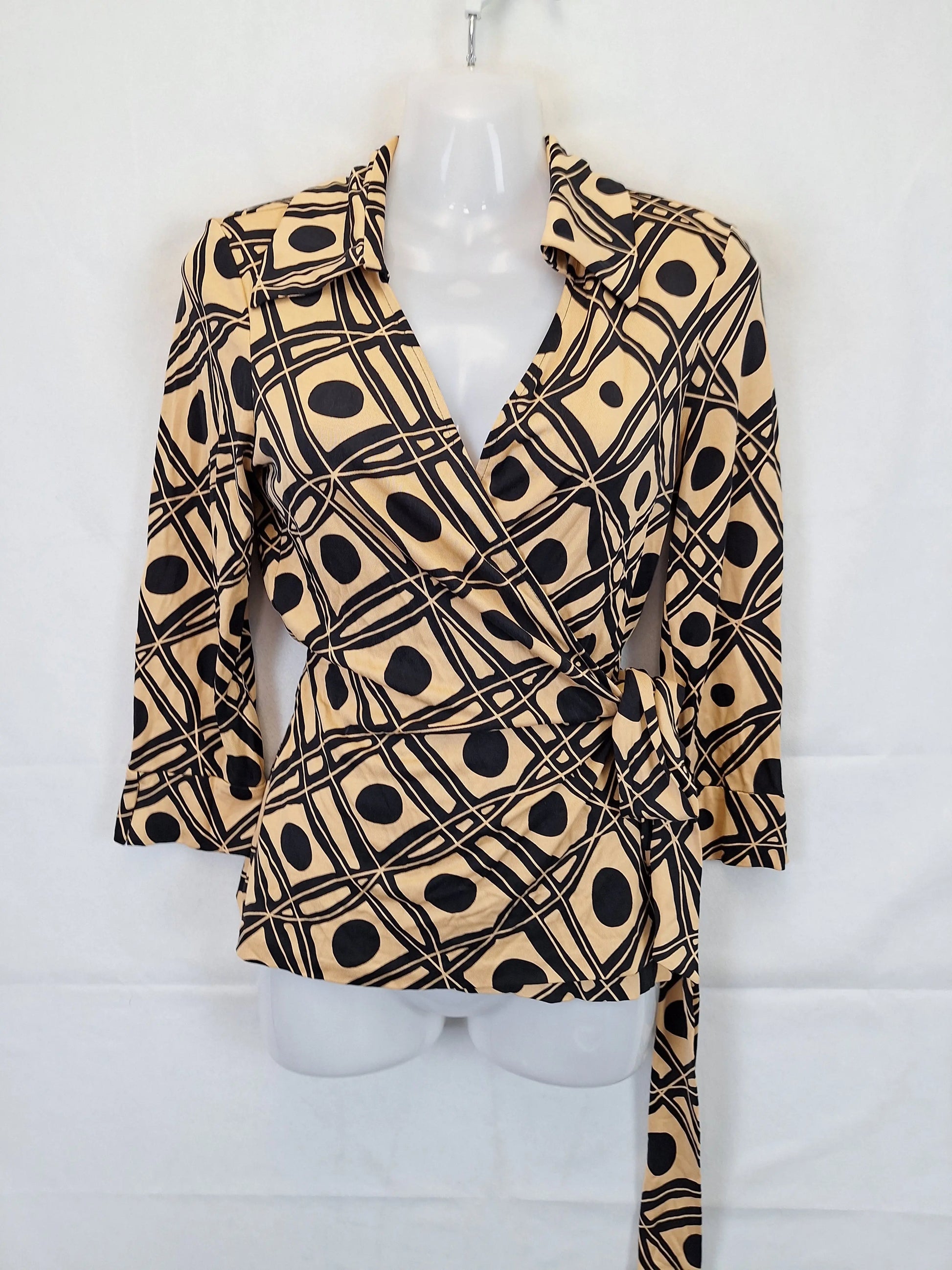 Diane Von Furstenberg Vintage Silk Wrap Top Size 10 by SwapUp-Online Second Hand Store-Online Thrift Store