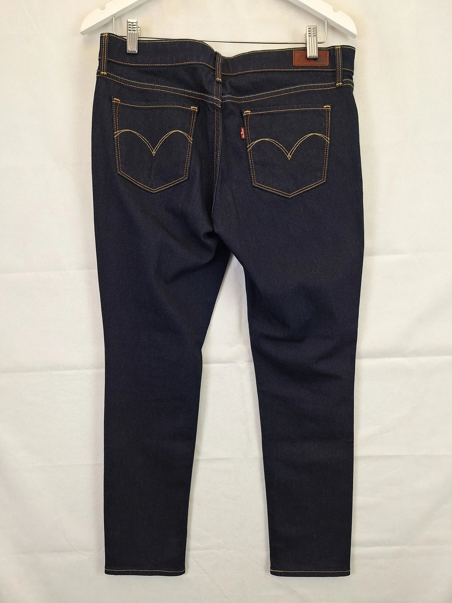 Levi's Modern Rise Skinny Jeans Size L by SwapUp-Online Second Hand Store-Online Thrift Store