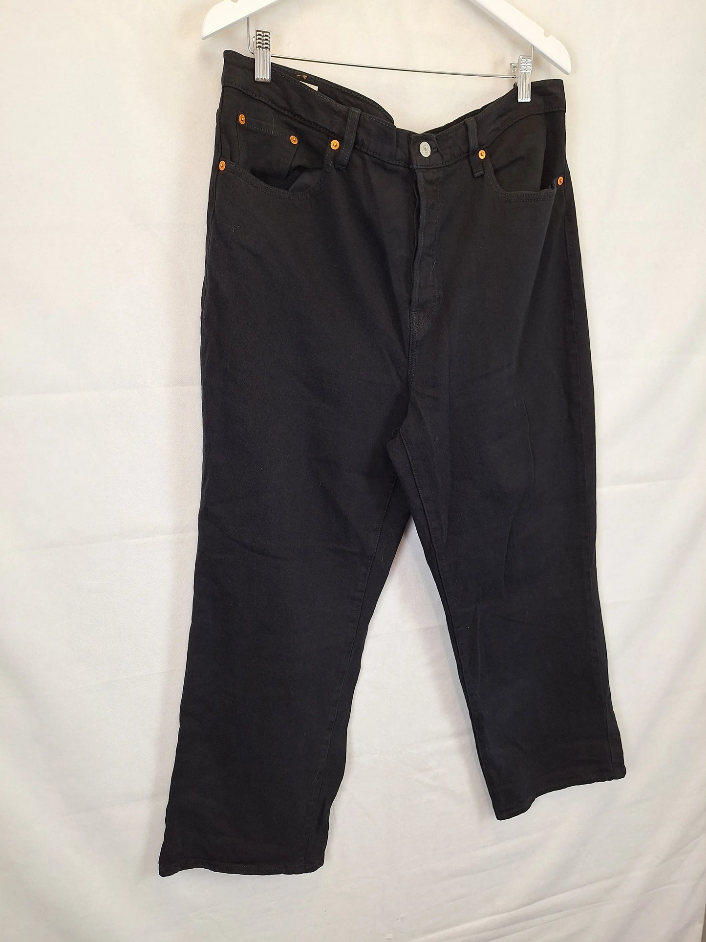 Levis Ribcage Straight Stretch Denim Jeans Size 16 by SwapUp-Online Second Hand Store-Online Thrift Store
