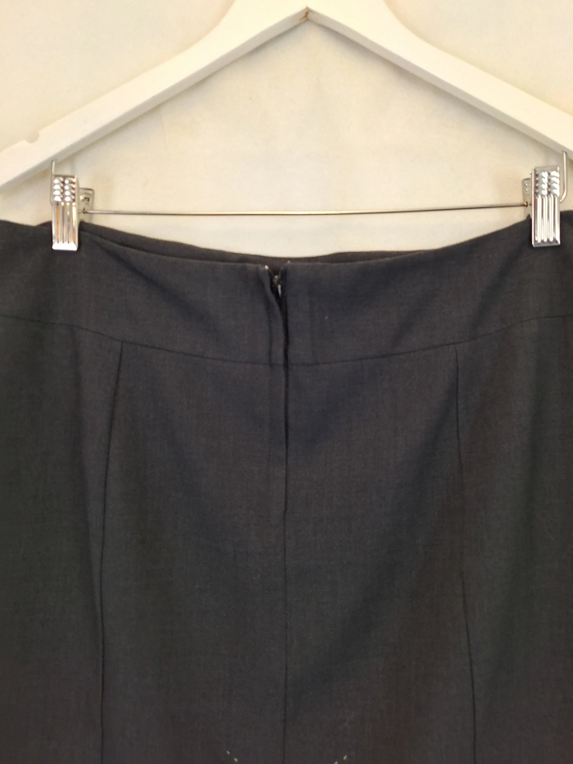 Liz Jordan Sophisticated Pencil Midi Skirt Size 14 by SwapUp-Online Second Hand Store-Online Thrift Store