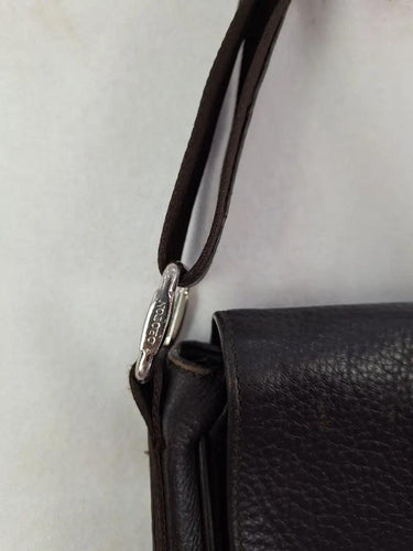 Oroton Chocolate Textured Crossbody Laptop Bag Size None by SwapUp-Online Second Hand Store-Online Thrift Store