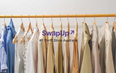 The Ultimate Guide to Using the Clothing Color Wheel: How to Match Clothes and Build Harmonious Outfits - SwapUp