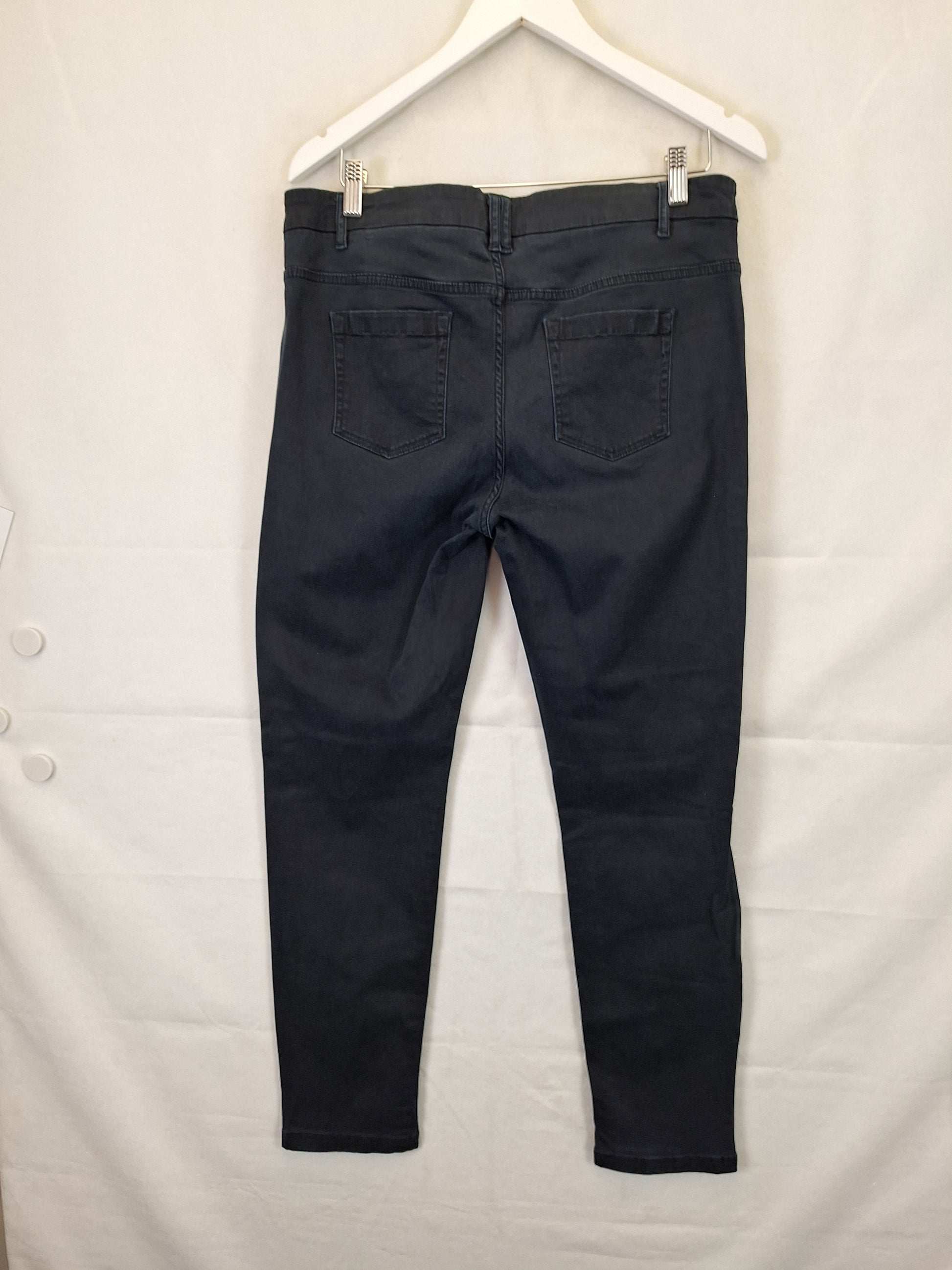 Veronika Maine Essential Ink Slim Jeans Size 14 by SwapUp-Online Second Hand Store-Online Thrift Store