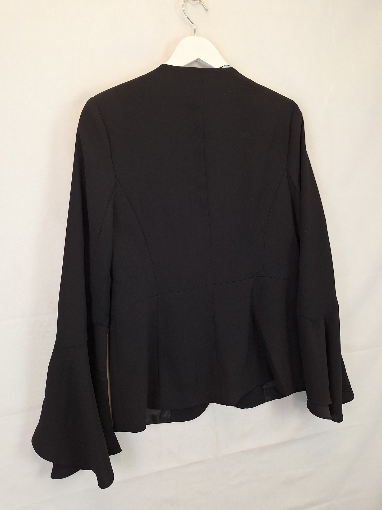 Decjuba Sophisticated Flare Sleeve Blazer Size 12 by SwapUp-Online Second Hand Store-Online Thrift Store