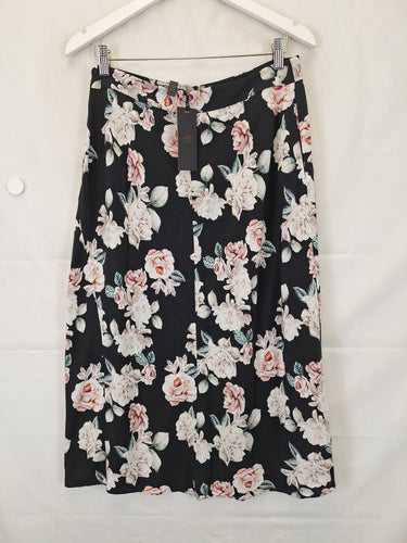David Lawrence Elegant Meadow Midi Skirt Size 12 by SwapUp-Online Second Hand Store-Online Thrift Store