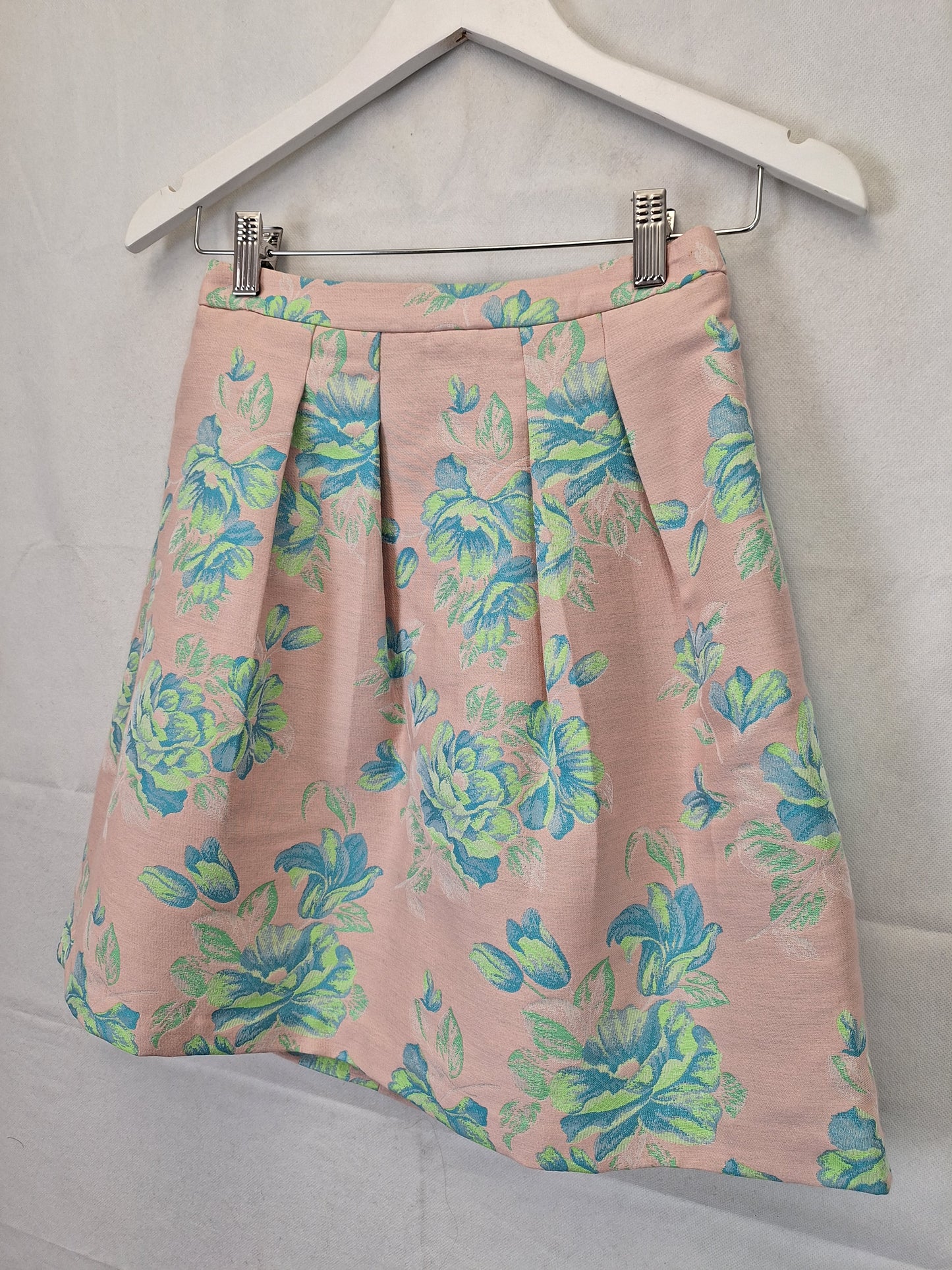Marcs Office Floral Gathered Mini Skirt Size 6 by SwapUp-Online Second Hand Store-Online Thrift Store