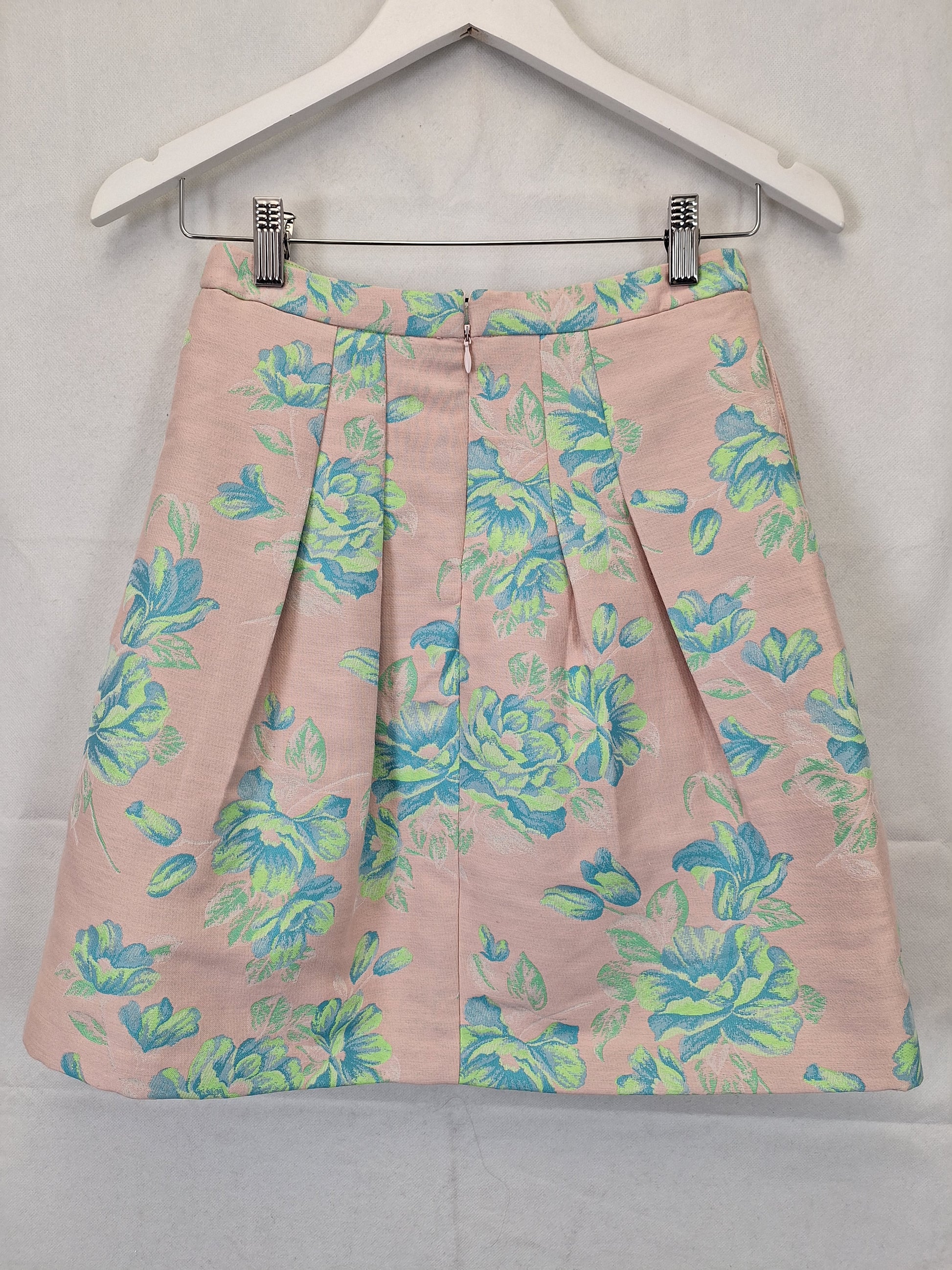 Marcs Office Floral Gathered Mini Skirt Size 6 by SwapUp-Online Second Hand Store-Online Thrift Store