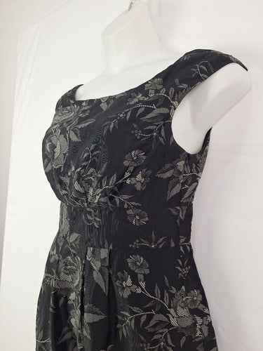 Very Very Repeat Rose Shift Dress Size 12 by SwapUp-Online Second Hand Store-Online Thrift Store
