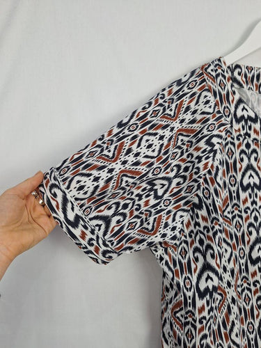 Trenery Tribal Boxy Cuffed Top Size L by SwapUp-Online Second Hand Store-Online Thrift Store
