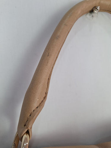 Oroton Relaxed Beige Leather Bag Size None by SwapUp-Online Second Hand Store-Online Thrift Store