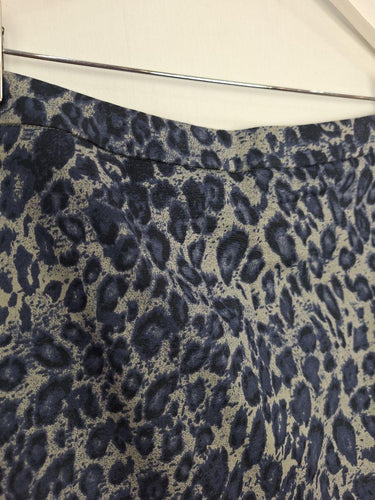 Sportscraft Classic Animal Print Pencil Midi Skirt Size 10 by SwapUp-Online Second Hand Store-Online Thrift Store