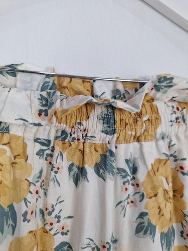 Miann & Co Elasticated Casual Roses Midi Skirt Size S by SwapUp-Online Second Hand Store-Online Thrift Store