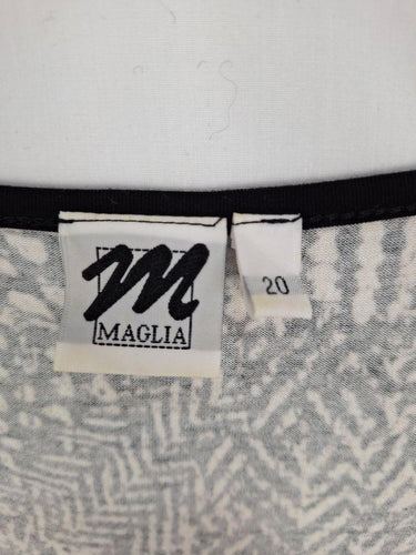 Maglia Scooped Casual Patterned Top Size 20 by SwapUp-Online Second Hand Store-Online Thrift Store