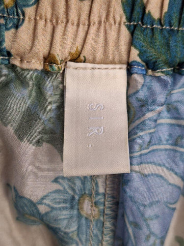 Sir Champagne Floral Semi Sheer Pants Size XS by SwapUp-Online Second Hand Store-Online Thrift Store