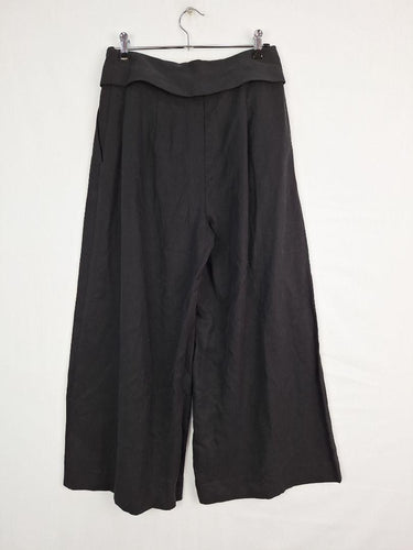 Witchery Cropped Elara Fold Waistband Pants Size 8 by SwapUp-Online Second Hand Store-Online Thrift Store