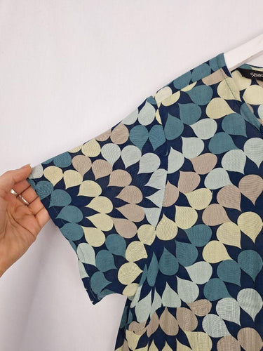 Totem Casual Geometric Drops Top Size M by SwapUp-Online Second Hand Store-Online Thrift Store