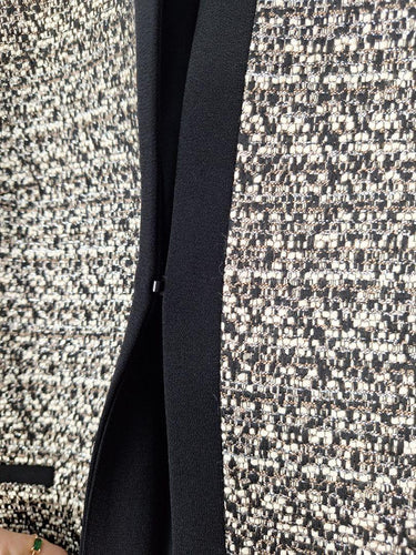 Perri Cutten Classy Woven Fabric Blazer Size 14 by SwapUp-Online Second Hand Store-Online Thrift Store