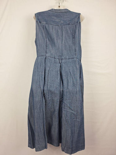 Sportscraft Everyday Button Up Light Denim Midi Dress Size 14 by SwapUp-Online Second Hand Store-Online Thrift Store