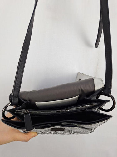 Times Arrow Small Top Handle Lined Bag Size None by SwapUp-Online Second Hand Store-Online Thrift Store