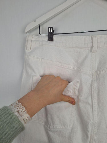 Witchery White Straight Leg Denim Pants Size 16 by SwapUp-Online Second Hand Store-Online Thrift Store