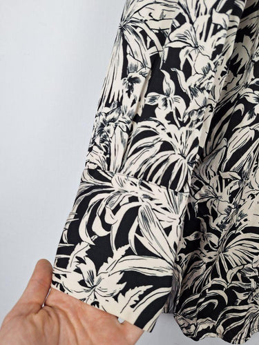 Decjuba Floral Pattern Relaxed Dress Size L by SwapUp-Online Second Hand Store-Online Thrift Store