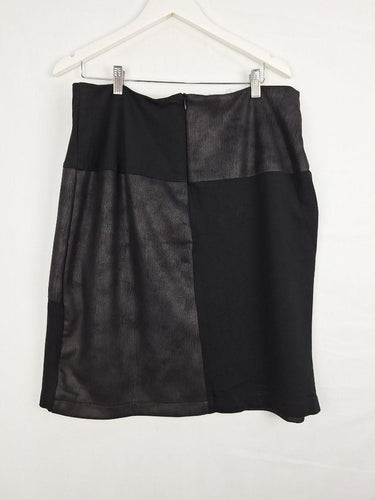 Veducci Tasteful Patchwork Pencil Style Skirt Size 18 by SwapUp-Online Second Hand Store-Online Thrift Store