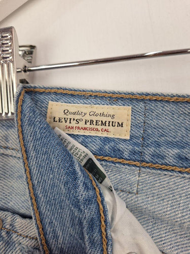 Levi's High Waisted Loose Fit Light Wash Jeans Size 10 by SwapUp-Online Second Hand Store-Online Thrift Store