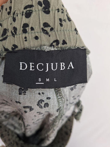 Decjuba Flowy Khaki Cheeta Print Jeans Size S by SwapUp-Online Second Hand Store-Online Thrift Store