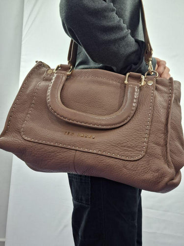 Ted Baker Soft Leather Contrast Stitch Bag Size None by SwapUp-Online Second Hand Store-Online Thrift Store