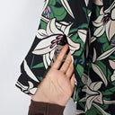 Second-Hand - Veronika Maine Blooming Lilies Shift Dress Size 12 - SwapUp