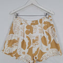 Second-Hand - Delilah Tropical Resort Pleated Shorts Size 10 - SwapUp
