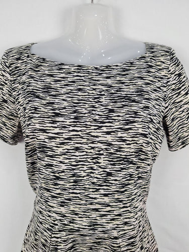 Second-Hand - French Connection Soft Camo Cap Sleeve Mini Dress Size 8 - SwapUp