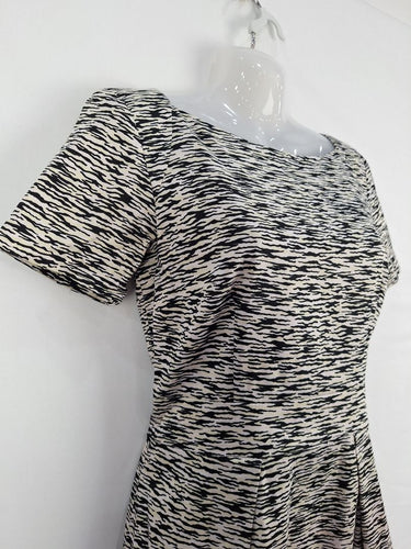 Second-Hand - French Connection Soft Camo Cap Sleeve Mini Dress Size 8 - SwapUp