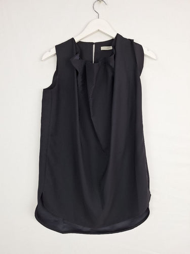 Second-Hand - Hunkydory Noir Elegant Draped Top Size S - SwapUp