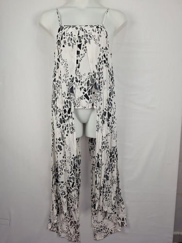 Second-Hand - Sass & Bide Cape Sleeve Penthouse Top Size 12 - SwapUp