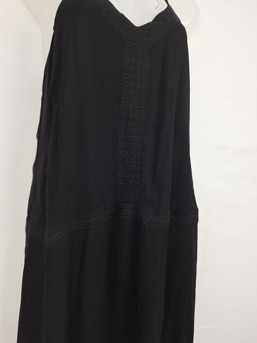 Second-Hand - Witchery Embroidered Resort Maxi Dress Size 8 - SwapUp