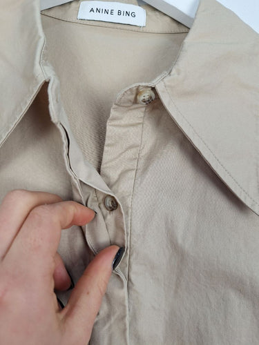 Second-Hand - Anine Bing Latte Split Front Shirt Size S - SwapUp