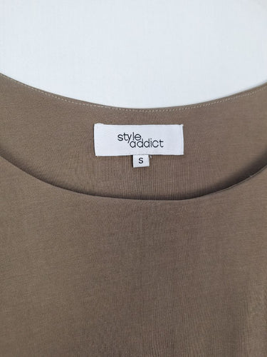 Second-Hand - Style Addict Side Ruched Peanut Longsleeve Top Size S - SwapUp