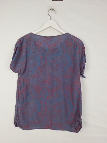 Second-Hand - French Connection Mauve Speckled Rose Top Size 6 - SwapUp