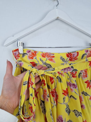 Second-Hand - Joie Buttercup Silk Flutter Wrap Skirt Size 8 - SwapUp