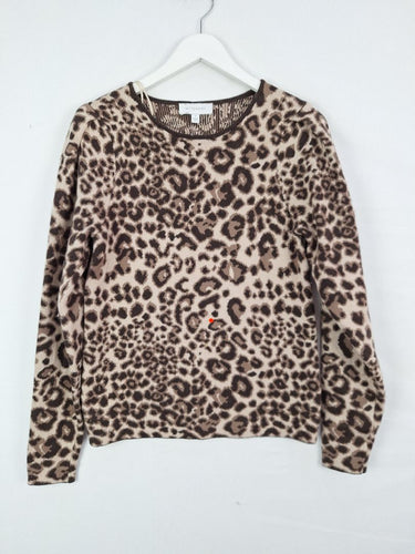Second-Hand - Witchery Leopard Wool Blend Thick Fine Knit Jumper Size S - SwapUp