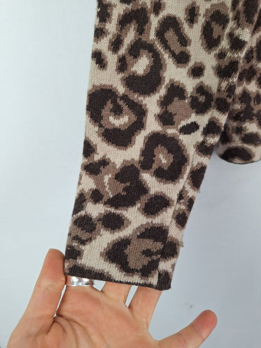 Second-Hand - Witchery Leopard Wool Blend Thick Fine Knit Jumper Size S - SwapUp