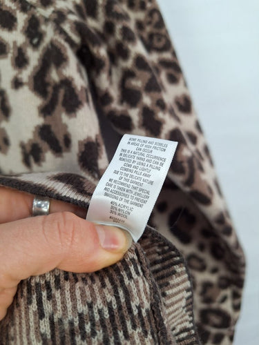 Second-Hand - Witchery Leopard Wool Blend Thick Fine Knit Jumper Size S - SwapUp