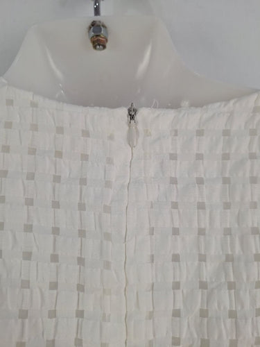 Second-Hand - Sassy Puff Sleeve Pearl Picnic Dress Size 8 - SwapUp