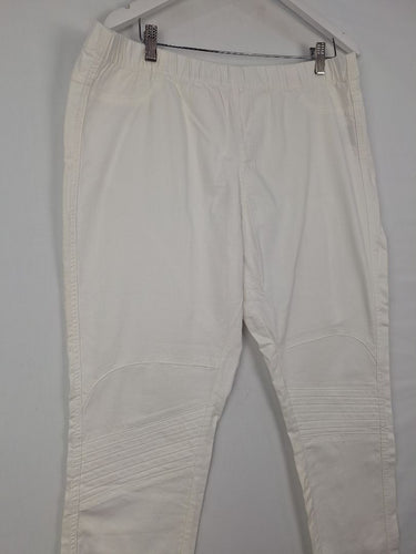 Second-Hand - Boho Bird White Denim Pull On Pants Size 22 - SwapUp