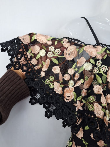 Second-Hand - Rodeo Show Floral Lace Flutter Playsuit Size 8 - SwapUp
