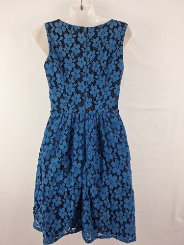Second-Hand - Review Cobalt Scooped Broderie Midi Dress Size 8 - SwapUp