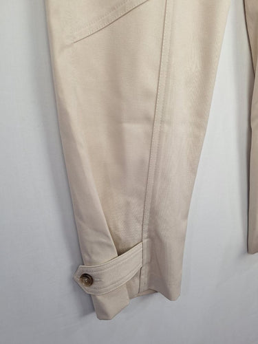 Second-Hand - Reiss Cream Relaxed Panelled Pants Size 6 - SwapUp
