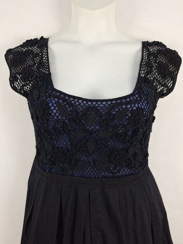 Second-Hand - Nougat London Crochet Floral Bust Pleat Midi Dress Size 12 - SwapUp
